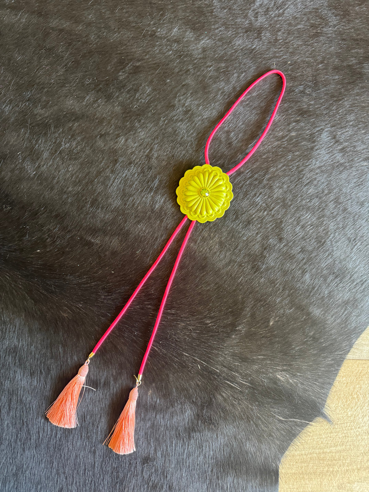 Chartreuse Bolo